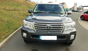 2013 Toyota Land Cruiser V8 full