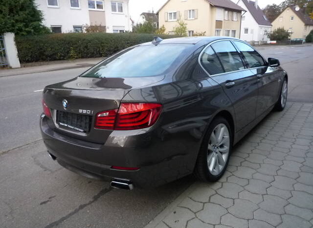 2010 BMW 550i Sport-Aut. full